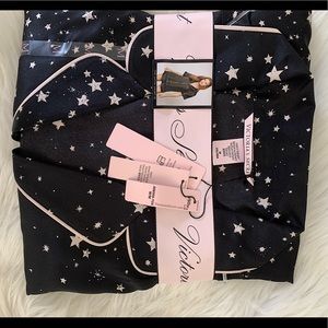 BOGO VS SATIN star sky pajama shirt and shorts set